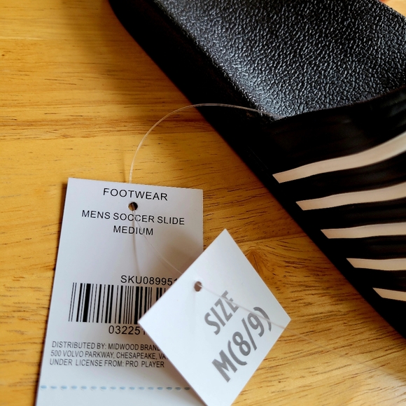 Unisex Black and White Slides - Picture 5 of 6